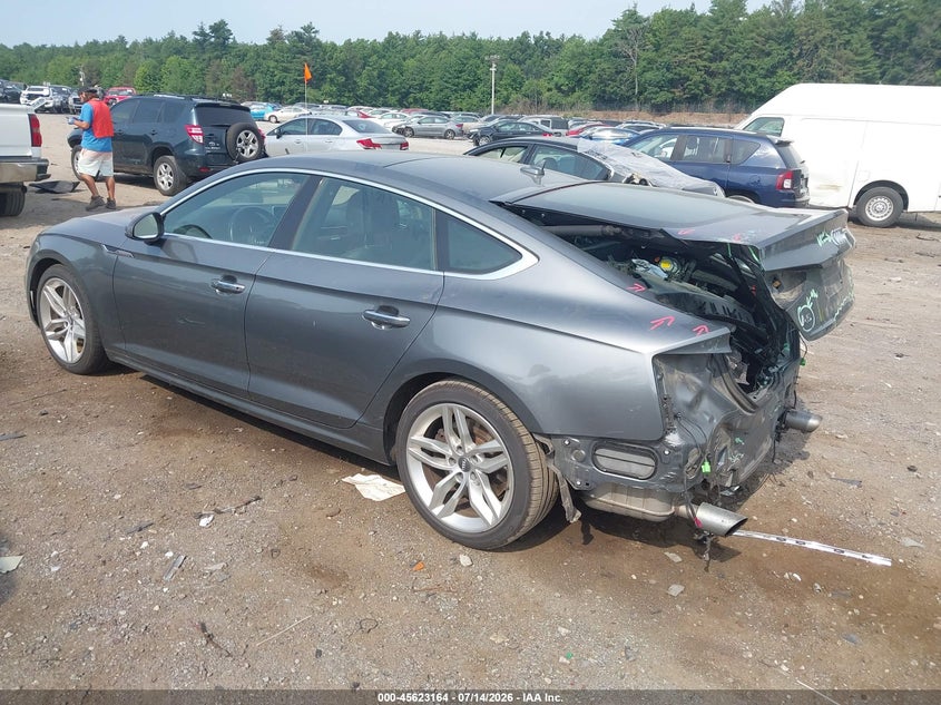 Vin: waubncf50ka010990, lot: 46121630, audi a5 45 premium 20193