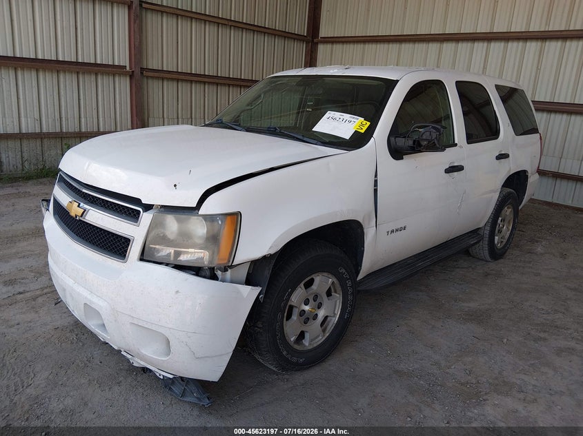2011 CHEVROLET TAHOE auction photo 2