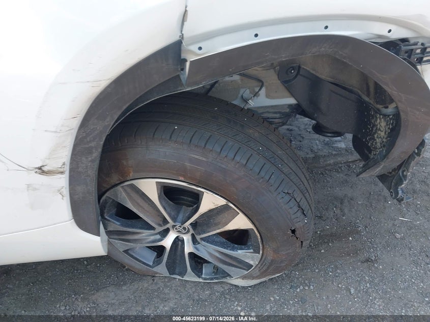 2026 TOYOTA HIGHLANDER auction photo 6
