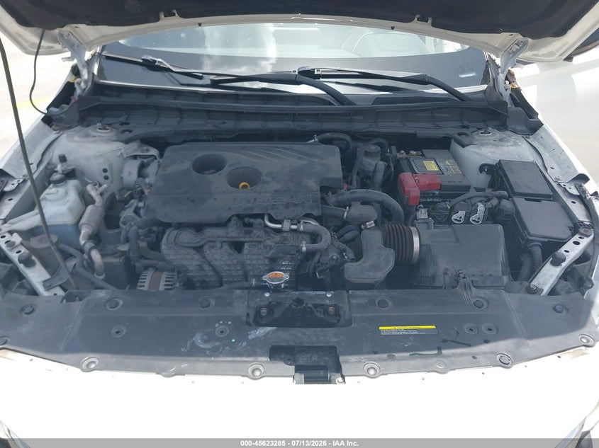 2019 NISSAN ALTIMA 2.5 SR — Photo 10
