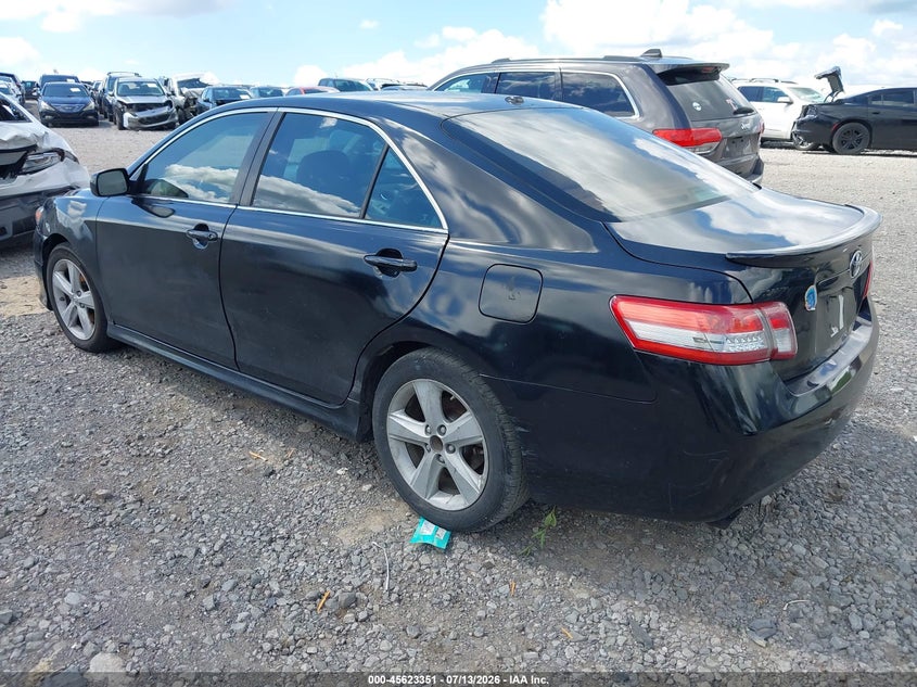 2010 TOYOTA CAMRY auction photo 3