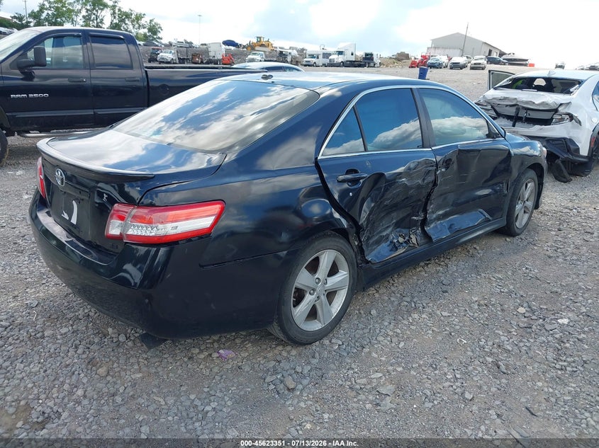 2010 TOYOTA CAMRY auction photo 4