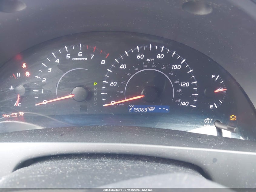 2010 TOYOTA CAMRY auction photo 7