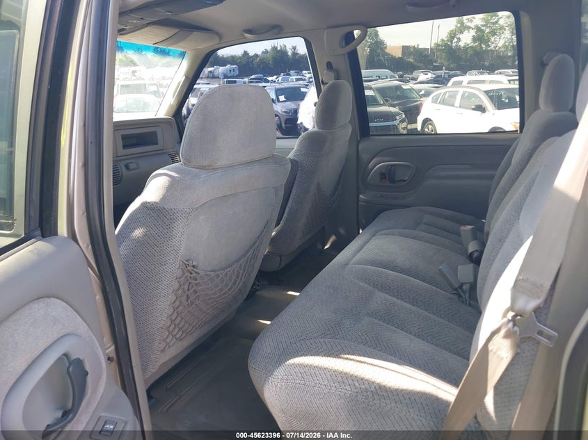 1999 CHEVROLET C/K 2500 auction photo 8