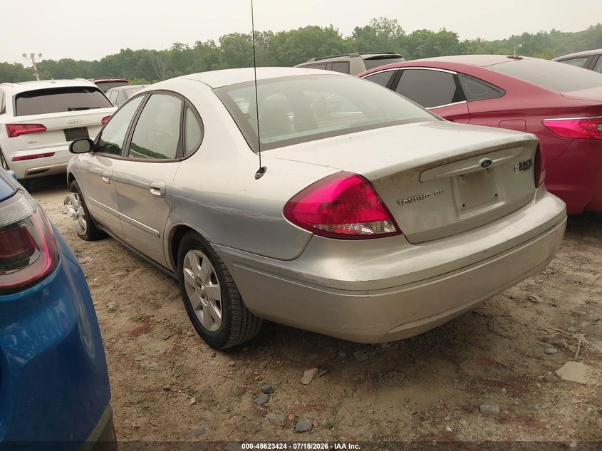 2005 FORD TAURUS auction photo 3