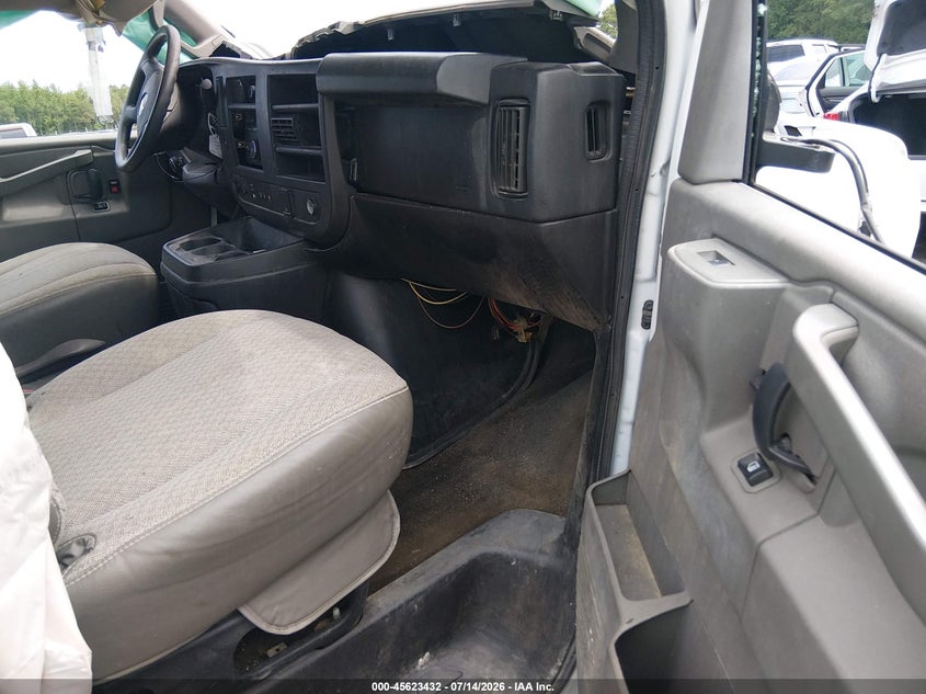 2018 CHEVROLET EXPRESS 3500 auction photo 5