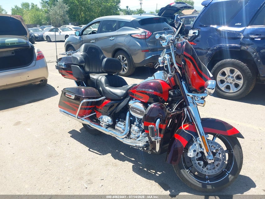 2017 Harley-Davidson Flhtkse Cvo Limited VIN: 1HD1TEF13HB956550 Lot: 45623441