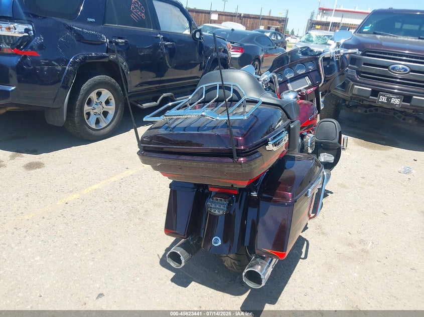 2017 Harley-Davidson Flhtkse Cvo Limited VIN: 1HD1TEF13HB956550 Lot: 45623441