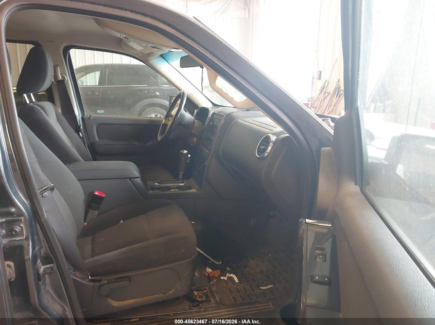 2010 FORD EXPLORER SPORT TRAC auction photo 5