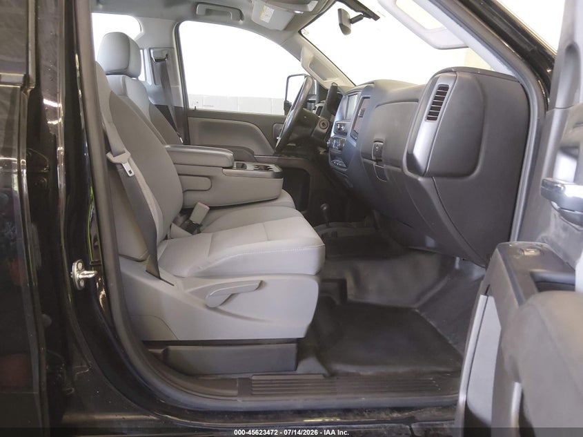 2017 CHEVROLET SILVERADO 3500HD auction photo 5