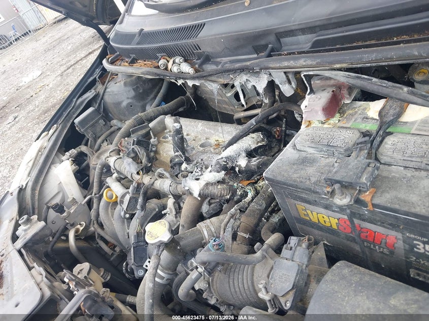2011 TOYOTA YARIS auction photo 6