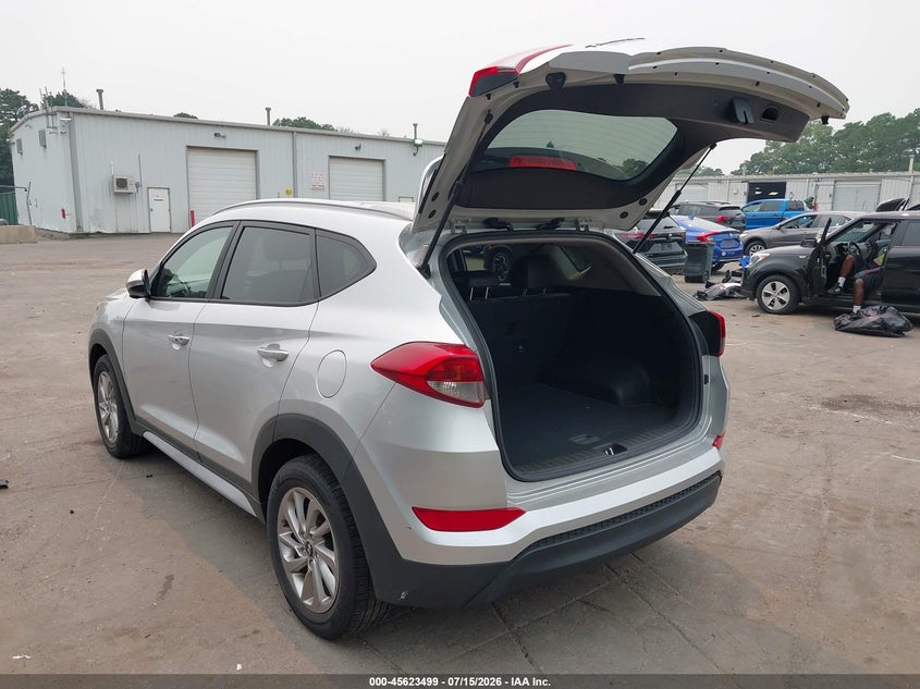2017 HYUNDAI TUCSON auction photo 3