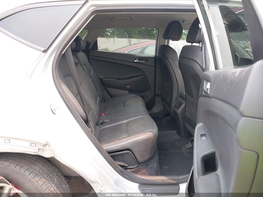2017 HYUNDAI TUCSON auction photo 8