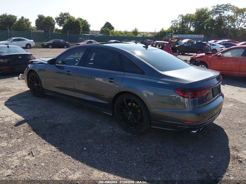 2024 AUDI S8 — zdjęcie 3