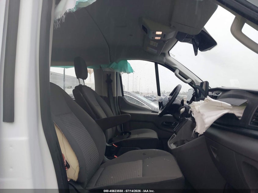 AtlanticExpress - Ford Transit-350