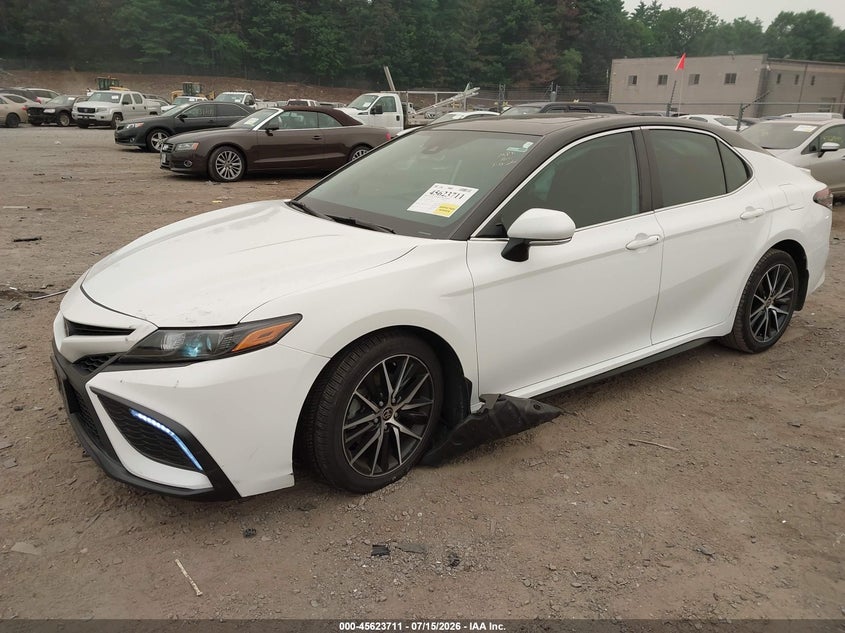 2023 TOYOTA CAMRY auction photo 2