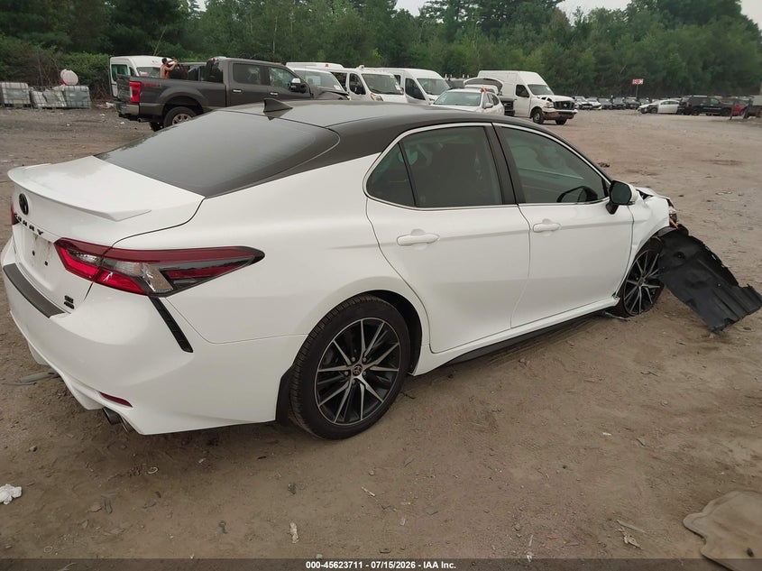 2023 TOYOTA CAMRY auction photo 4