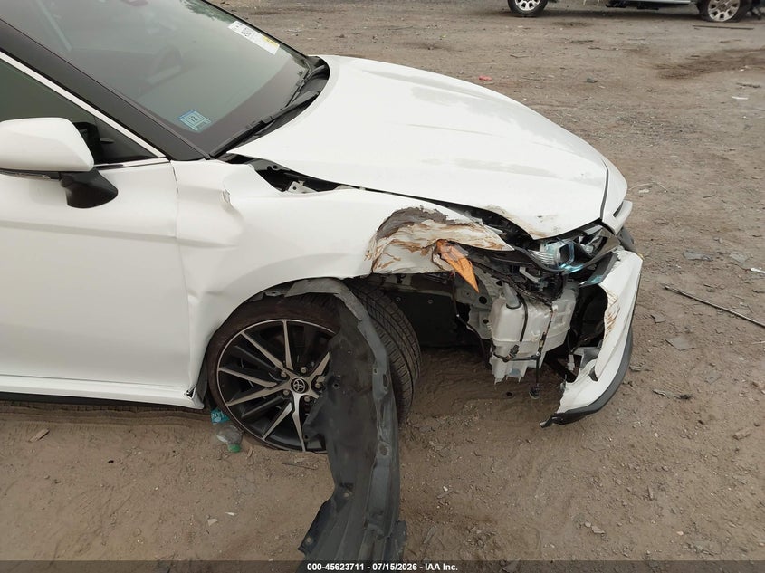 2023 TOYOTA CAMRY auction photo 6