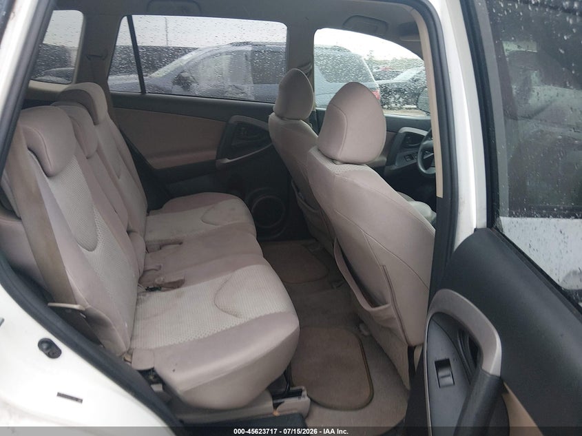AtlanticExpress - Toyota RAV4