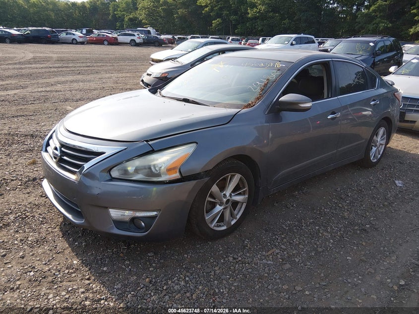 2015 NISSAN ALTIMA auction photo 2