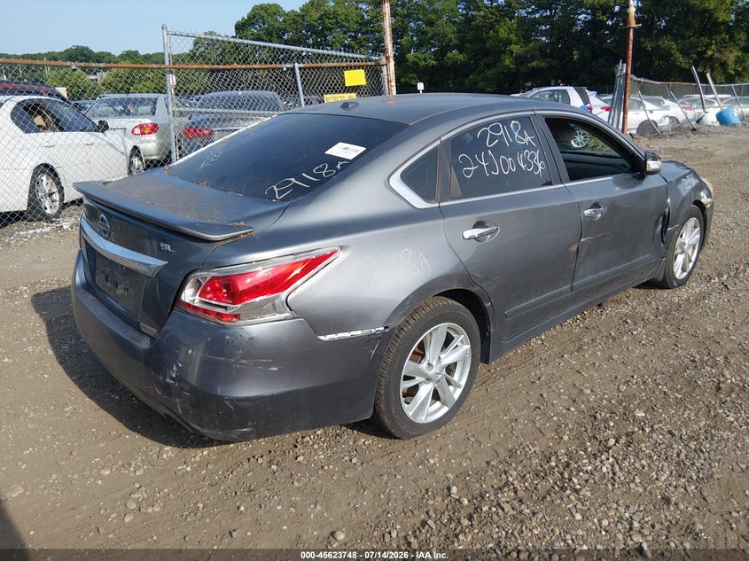 2015 NISSAN ALTIMA auction photo 4