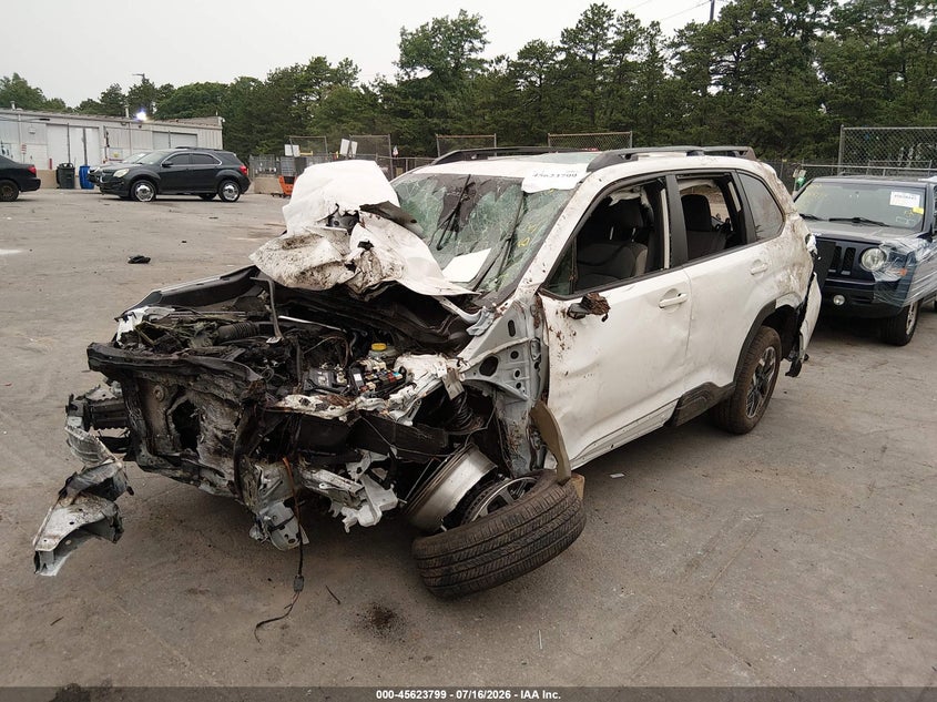 2026 SUBARU FORESTER auction photo 6
