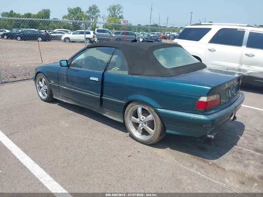 1995 BMW 325 auction photo 3