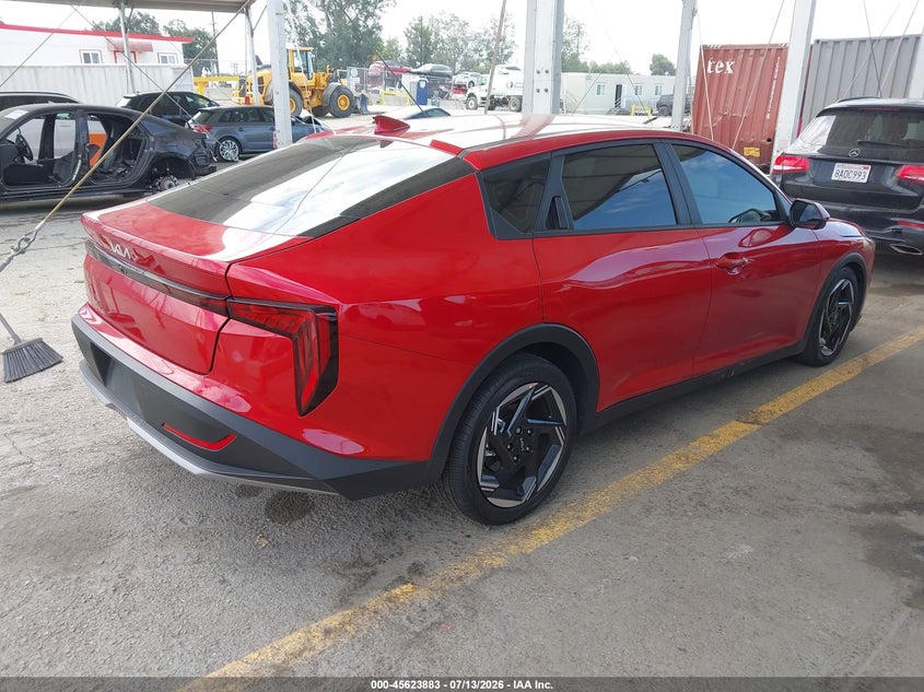 2025 KIA K4 — zdjęcie 4