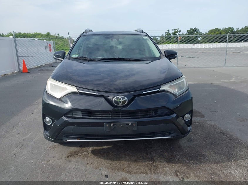 TOYOTA RAV4 - zdjęcie 12