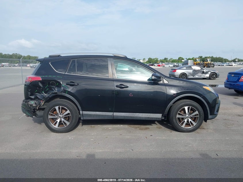TOYOTA RAV4 - zdjęcie 13