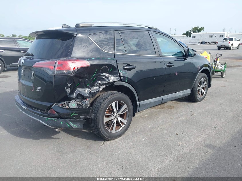 TOYOTA RAV4 - zdjęcie 4