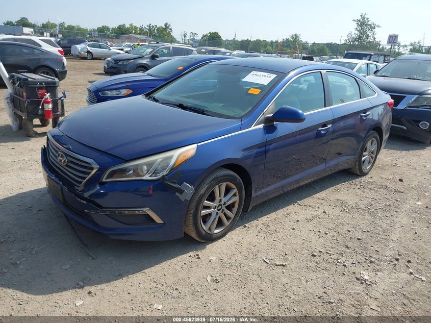 2015 HYUNDAI SONATA auction photo 2