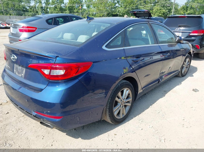 2015 HYUNDAI SONATA auction photo 4