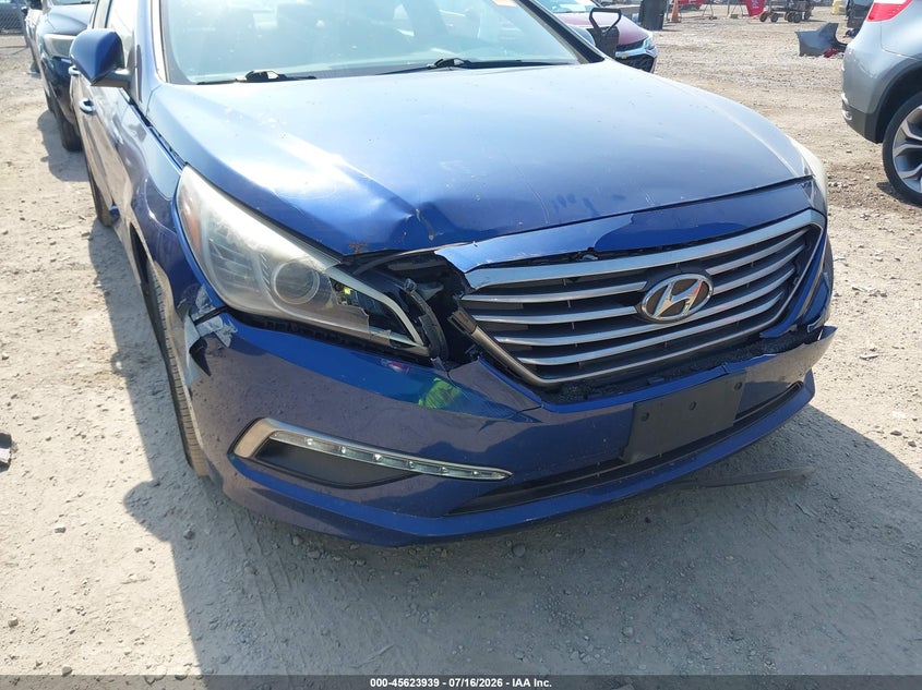 2015 HYUNDAI SONATA auction photo 6