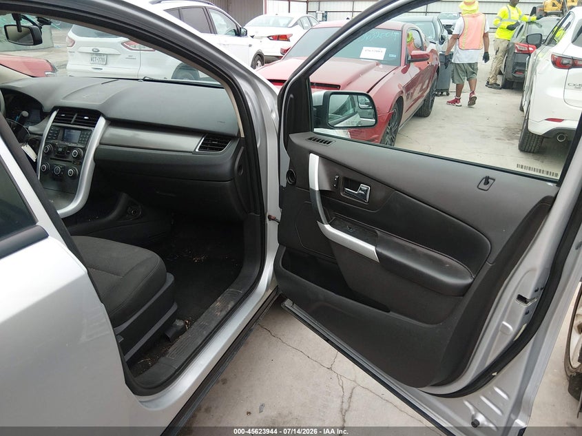 2013 FORD EDGE auction photo 5
