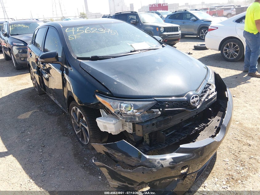 2016 SCION IM auction photo 6