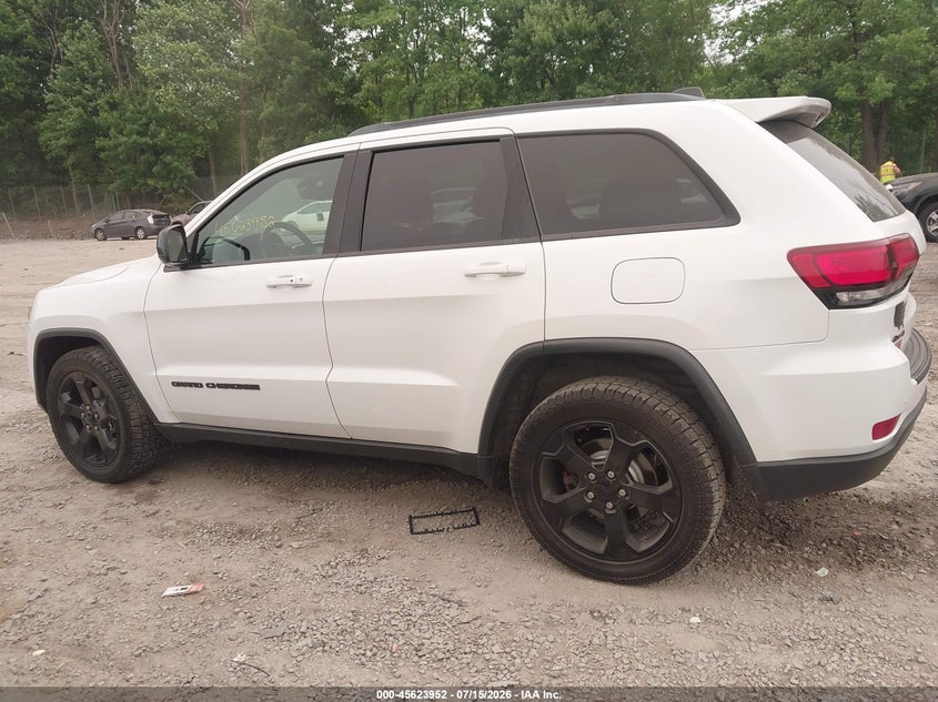 JEEP GRAND CHEROKEE - zdjęcie 14