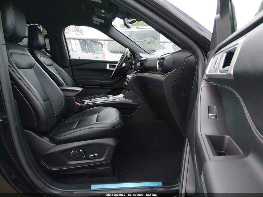 2020 FORD EXPLORER auction photo 5