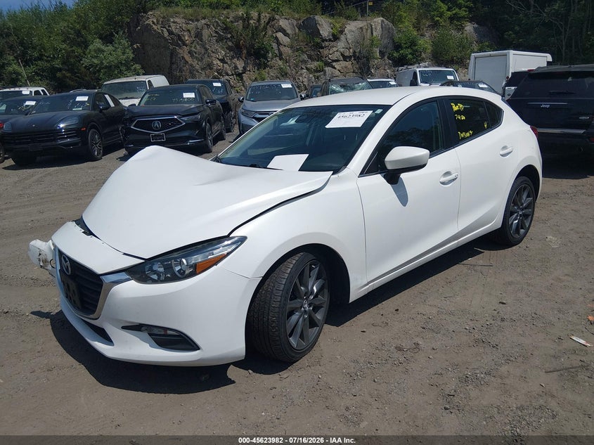2018 MAZDA MAZDA3 auction photo 2