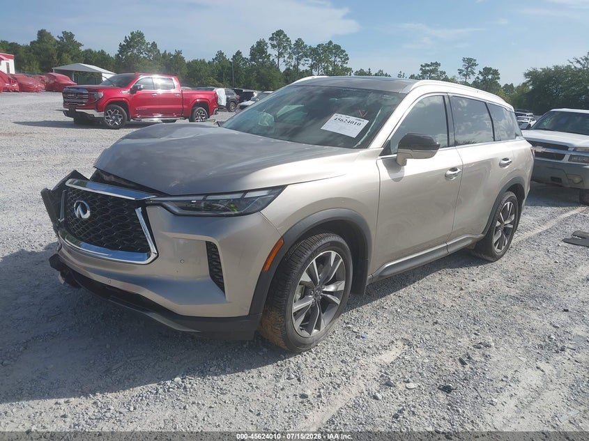 2022 INFINITI QX60 auction photo 2