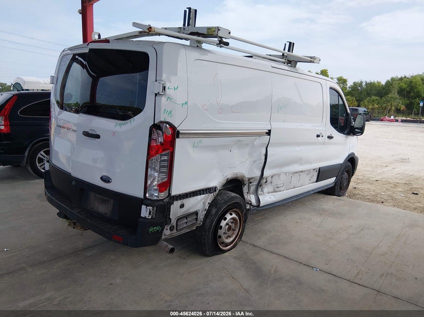 2020 FORD TRANSIT-250 auction photo 4