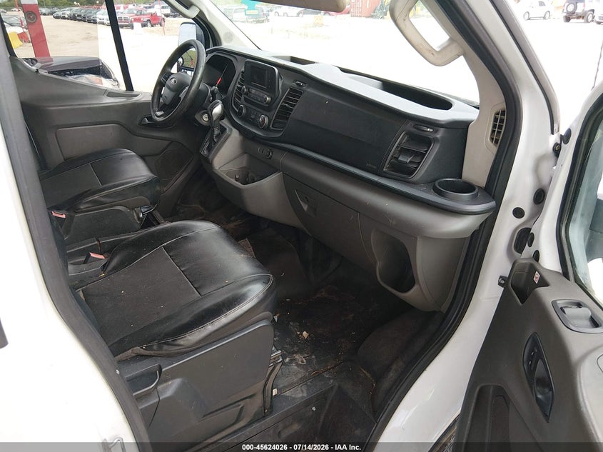 2020 FORD TRANSIT-250 auction photo 5