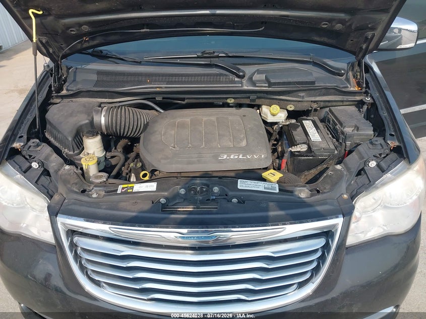 2014 Chrysler Town & Country Touring-L VIN: 2C4RC1CG0ER189422 Lot: 45624028