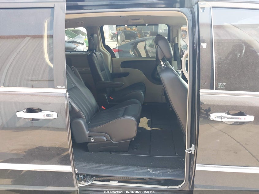 2014 Chrysler Town & Country Touring-L VIN: 2C4RC1CG0ER189422 Lot: 45624028