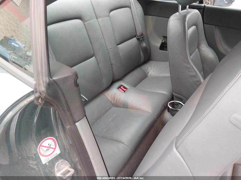 2001 Audi Tt VIN: TRUWX28N811040099 Lot: 45624053
