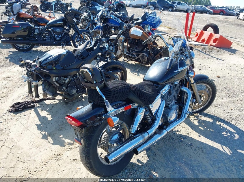 2001 HONDA VT1100 auction photo 4