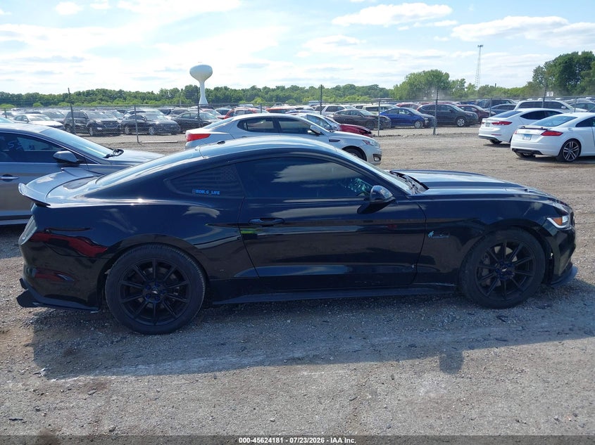 FORD MUSTANG - zdjęcie 13
