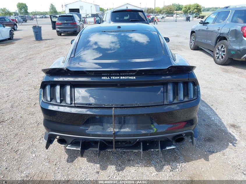 FORD MUSTANG - zdjęcie 16