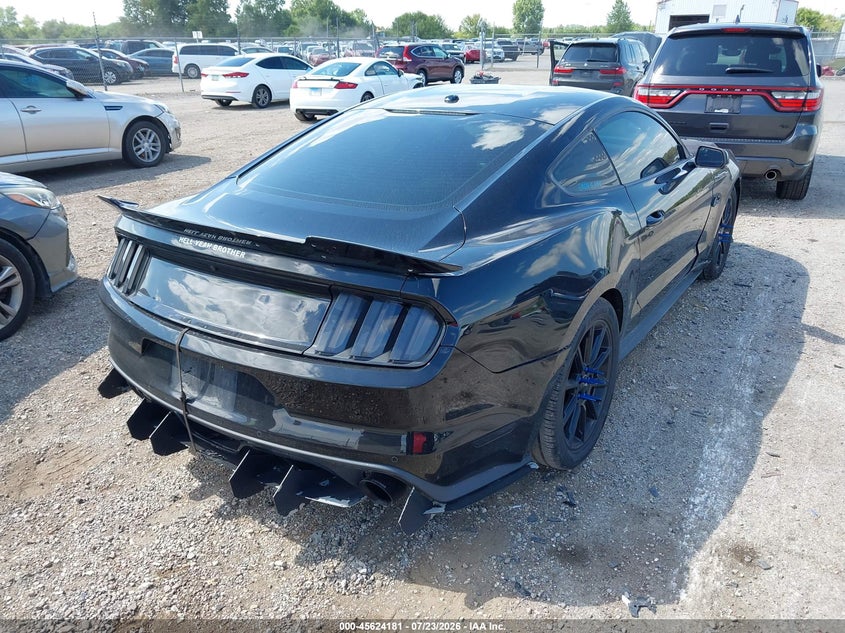 FORD MUSTANG - zdjęcie 4