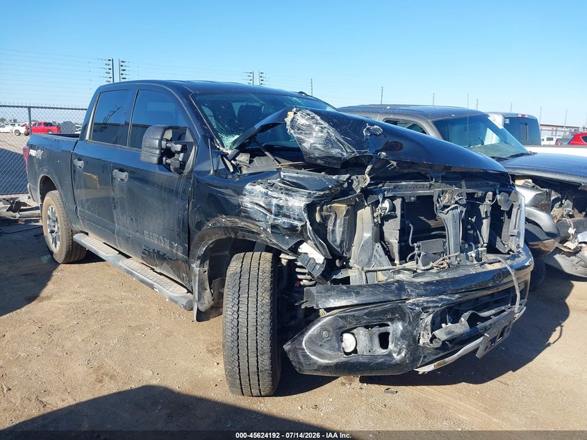 2019 NISSAN TITAN auction photo 1